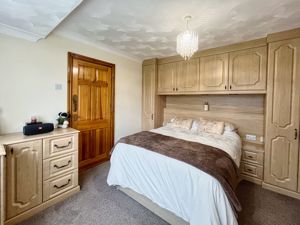 Photo 21- click for photo gallery